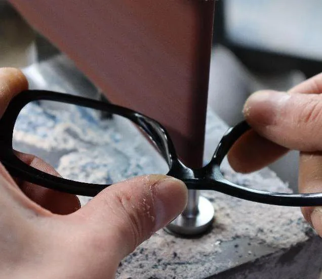 Pre-production sample inspection — the approved sample becomes the quality benchmark for the entire production run
